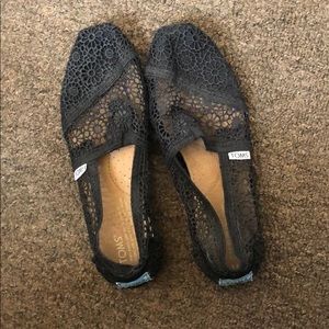 Toms shoes